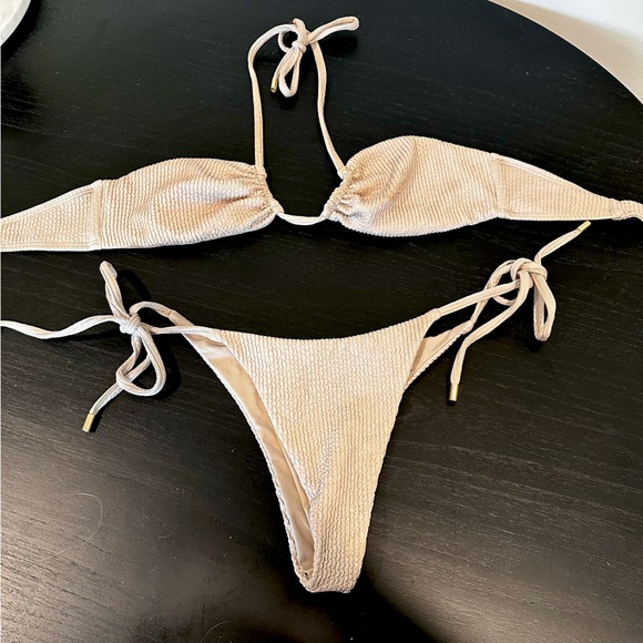 MONDAY SWIM BIKINI - Copacabana Top + Palma Bottom - Picture 2 of 4